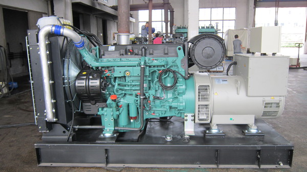 200kw沃尔沃发电机组租赁.jpg